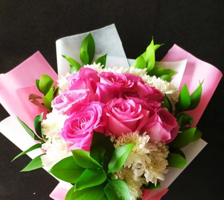 Buket bunga pink dan putih